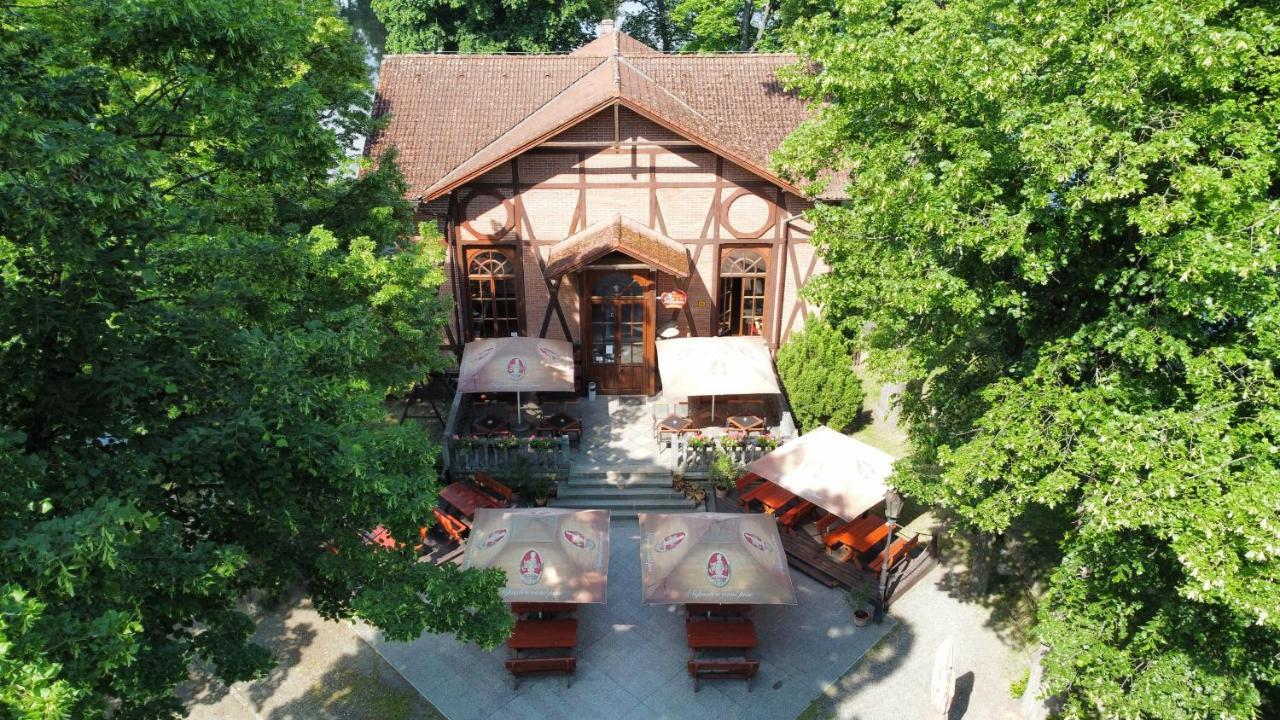 Penzion Restaurace Ostrov Písek Buitenkant foto